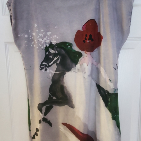 Top - Picture 3 of 3